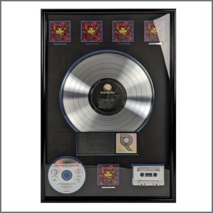 B40807 – Aerosmith Permanent Vacation RIAA Multi-Platinum Sales Award (USA)